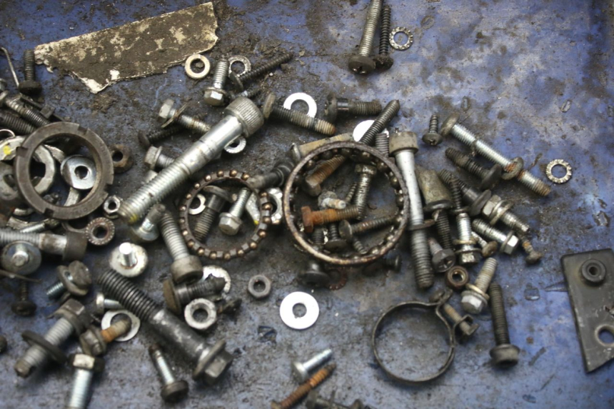 photo de WOREK ŚRUB I WKRĘTÓW PIAGGIO VESPA LX 2T 50 (2005 - 2013) - Szczegół części