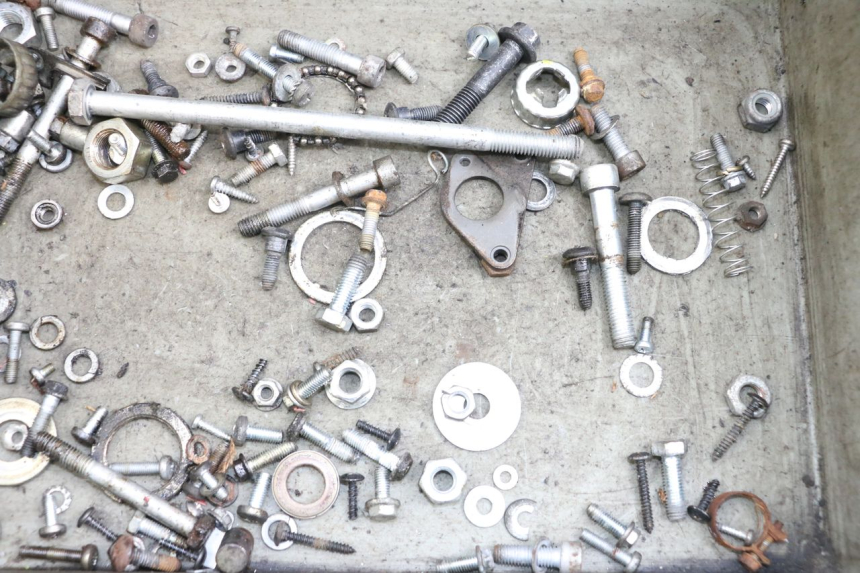 photo de WOREK ŚRUB I WKRĘTÓW PIAGGIO VESPA LX 2T 50 (2005 - 2013) - Szczegół części