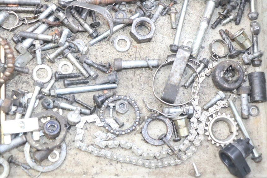 photo de WOREK ŚRUB I ŚRUBEK PIAGGIO VESPA LXV 125 (2006 - 2009) - Zoom stanu zużycia