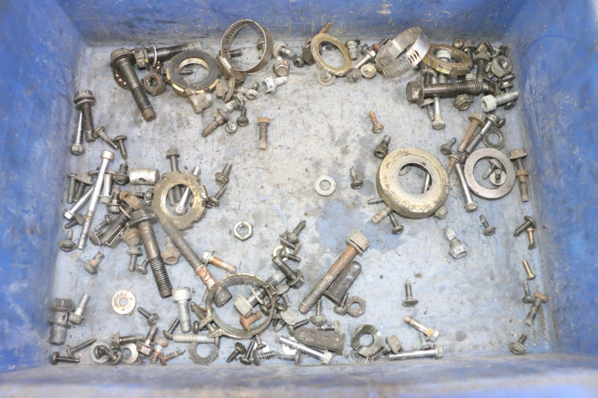 photo de WOREK ŚRUB I WKRĘTÓW PEUGEOT VIVACITY NEW 4T 50 (2008 - 2017) - Widok główny