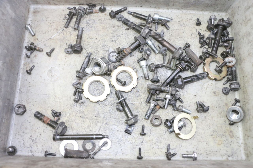 photo de WOREK ŚRUB I WKRĘTÓW PEUGEOT VIVACITY NEW 4T 50 (2008 - 2017) - Widok główny