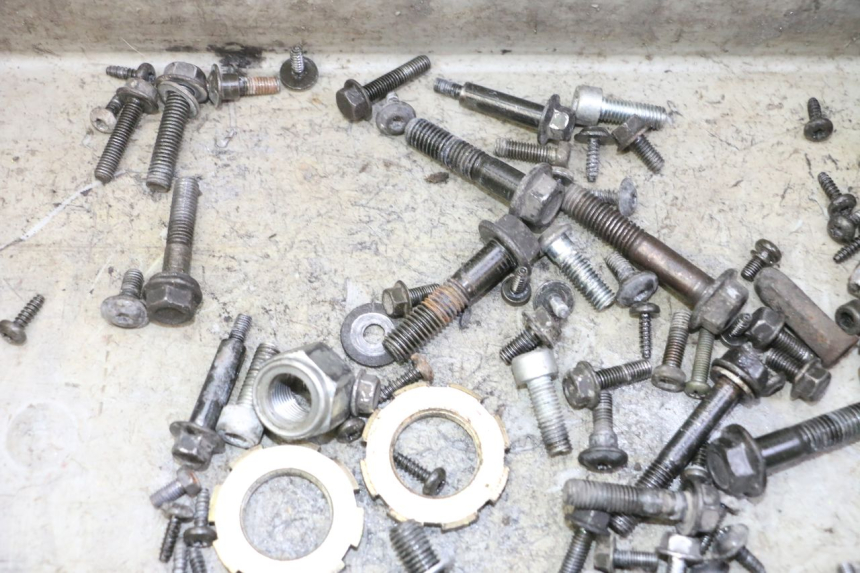 photo de WOREK ŚRUB I WKRĘTÓW PEUGEOT VIVACITY NEW 4T 50 (2008 - 2017) - Szczegół części