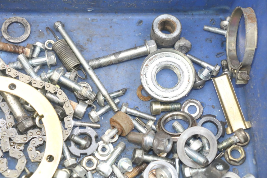 photo de WOREK ŚRUB I WKRĘTÓW DAELIM VJ ROADWIN FI 125 (2008 - 2017) - Inny kąt widzenia