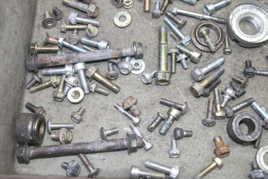 photo de WOREK ŚRUB I WKRĘTÓW DAELIM VJ ROADWIN FI 125 (2008 - 2017) - Inny kąt widzenia