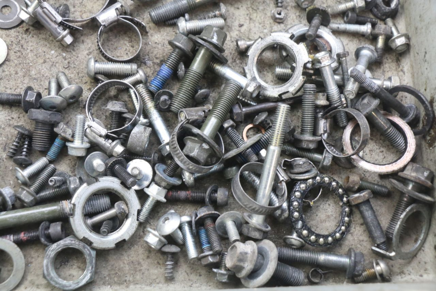 photo de WOREK ŚRUB I WKRĘTÓW YAMAHA X-CITY XCITY 125 (2007 - 2013) - Zoom stanu zużycia