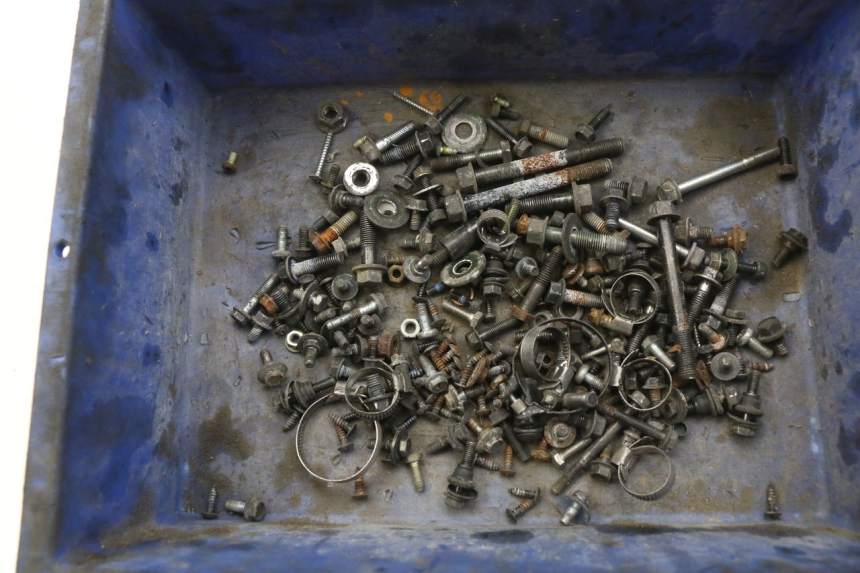 photo de WOREK ŚRUB I WKRĘTÓW YAMAHA XMAX X-MAX 125 (2006 - 2009) - Widok główny