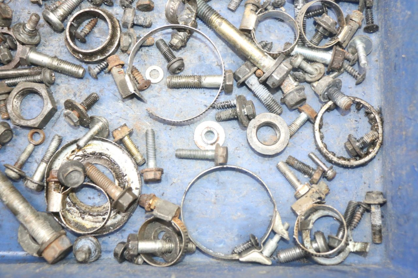 photo de WOREK ŚRUB I WKRĘTÓW YAMAHA X-MAX XMAX 250 (2006 - 2009) - Zbliżenie techniczne