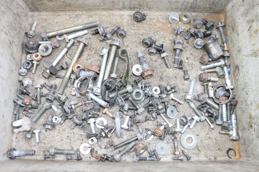 photo de WOREK ŚRUB I WKRĘTÓW YAMAHA XMAX X-MAX 125 (2006 - 2009) - Widok główny