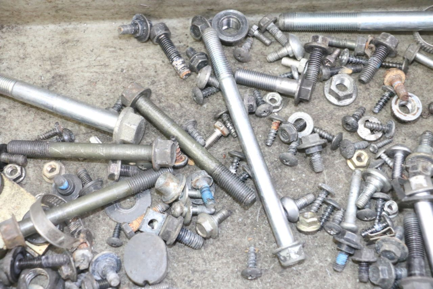 photo de WOREK ŚRUB I WKRĘTÓW YAMAHA X-MAX XMAX 125 (2010 - 2013) - Szczegół części