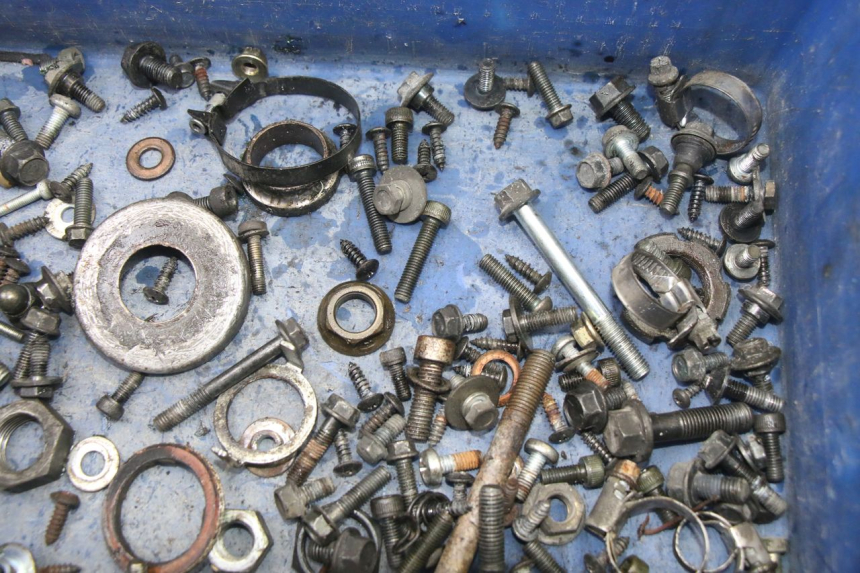 photo de WOREK ŚRUB I WKRĘTÓW YAMAHA XMAX X-MAX 125 (2006 - 2009) - Szczegół części