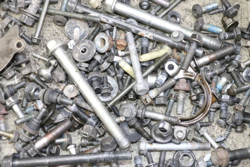 photo de WOREK ŚRUB I WKRĘTÓW YAMAHA X-MAX XMAX 125 (2010 - 2013) - Szczegół części