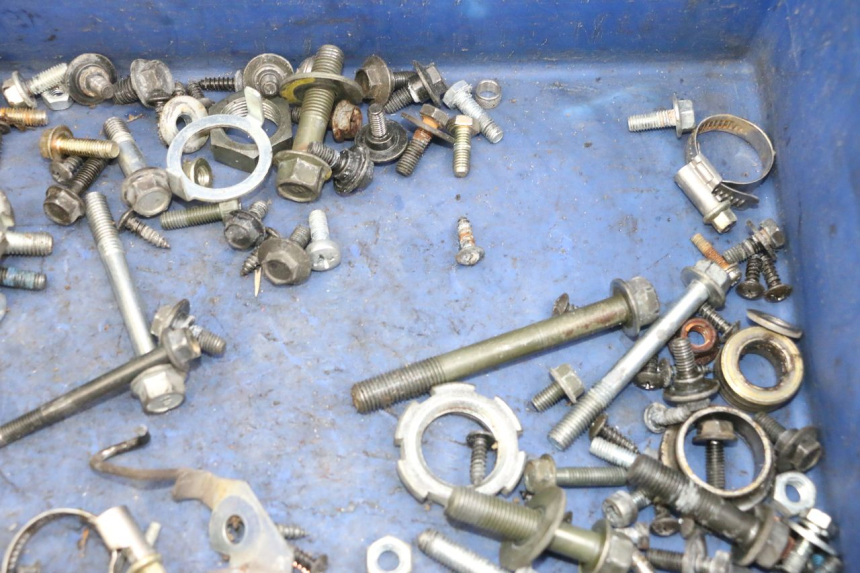 photo de WOREK ŚRUB I WKRĘTÓW YAMAHA XMAX X-MAX 125 (2006 - 2009) - Zoom stanu zużycia