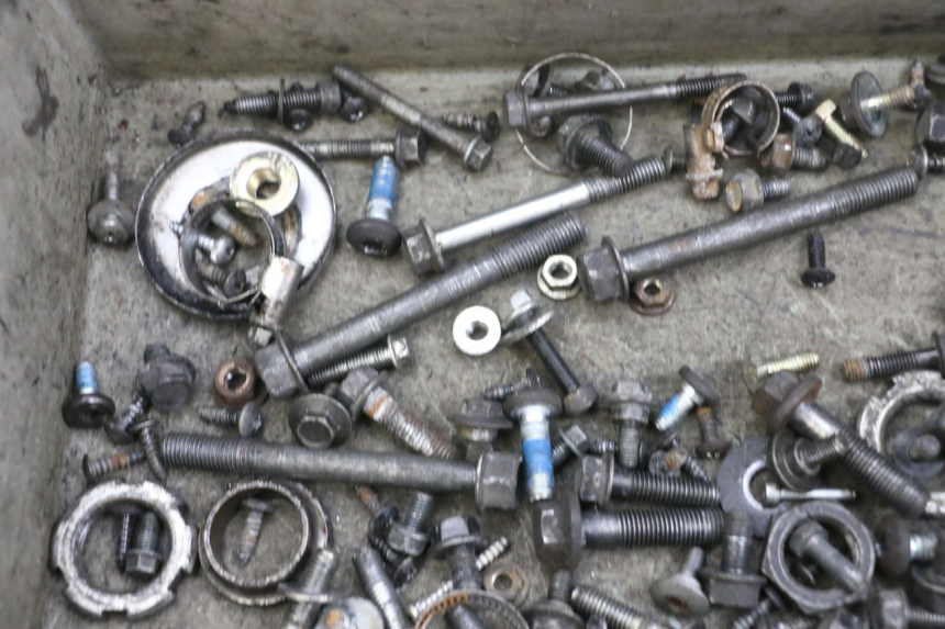 photo de WOREK ŚRUB I WKRĘTÓW YAMAHA XMAX X-MAX 125 (2006 - 2009) - Widok ogólny