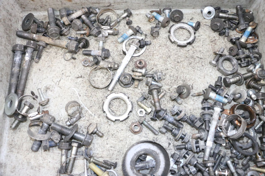 photo de WOREK ŚRUB I WKRĘTÓW YAMAHA XMAX X-MAX 125 (2006 - 2009) - Szczegół części