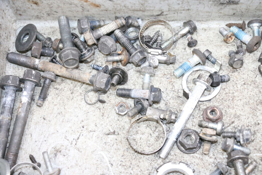 photo de WOREK ŚRUB I WKRĘTÓW YAMAHA XMAX X-MAX 125 (2006 - 2009) - Widok ogólny