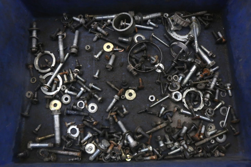 photo de WOREK ŚRUB I WKRĘTÓW PIAGGIO X8 125 (2004 - 2007) - Widok główny