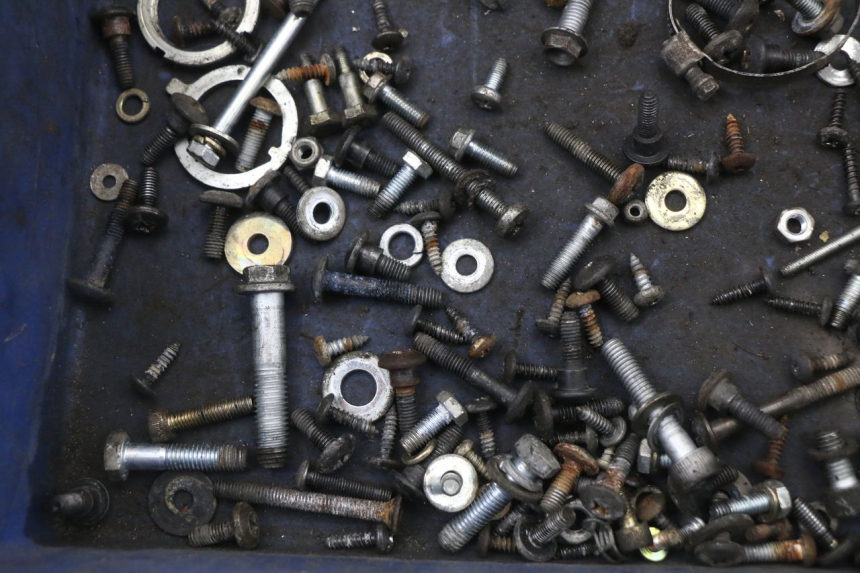 photo de WOREK ŚRUB I WKRĘTÓW PIAGGIO X8 125 (2004 - 2007) - Inny kąt widzenia