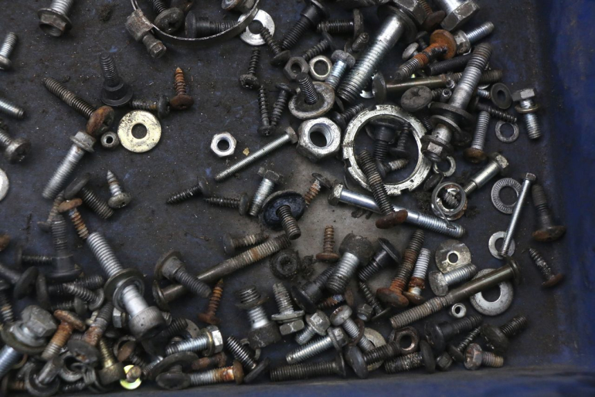 photo de WOREK ŚRUB I WKRĘTÓW PIAGGIO X8 125 (2004 - 2007) - Zbliżenie techniczne