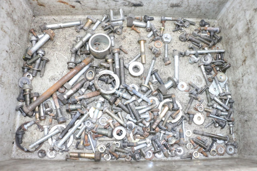 photo de WOREK ŚRUB I WKRĘTÓW PIAGGIO X8 125 (2004 - 2007) - Widok główny