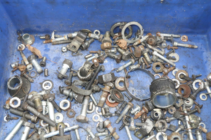 photo de WOREK ŚRUB I ŚRUBEK PIAGGIO X9 EVOLUTION 125 (2003 - 2007) - Szczegół części