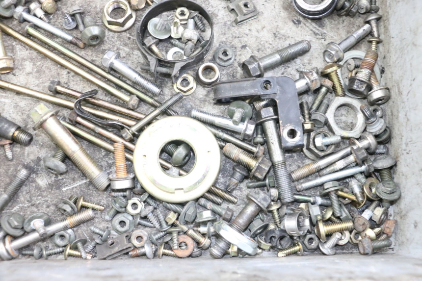 photo de WOREK ŚRUB I ŚRUBEK KYMCO XCITING 250 (2006 - 2009) - Zoom stanu zużycia