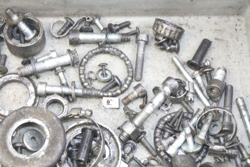 photo de WOREK ŚRUB I WKRĘTÓW PIAGGIO XEVO - X EVO 125 (2007 - 2017) - Zoom stanu zużycia