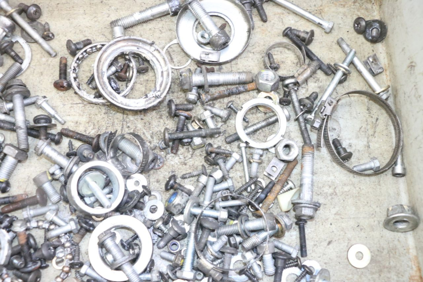 photo de WOREK ŚRUB I WKRĘTÓW PIAGGIO XEVO - X EVO 125 (2007 - 2017) - Szczegół części