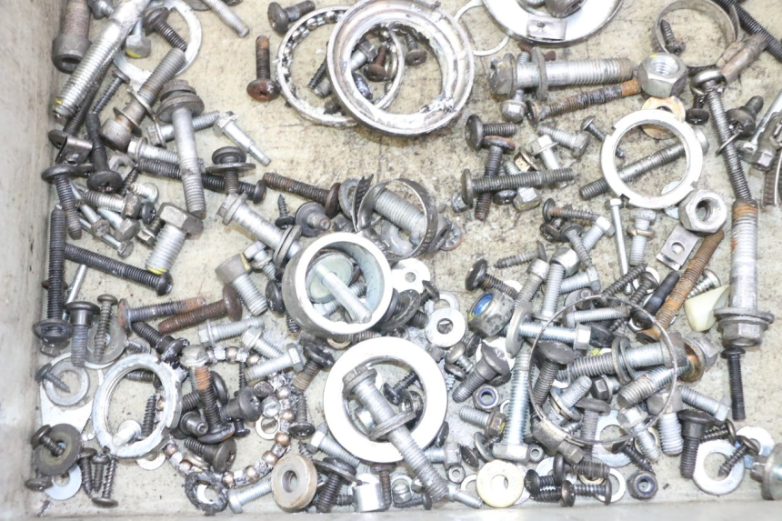 photo de WOREK ŚRUB I WKRĘTÓW PIAGGIO XEVO - X EVO 125 (2007 - 2017) - Zoom stanu zużycia