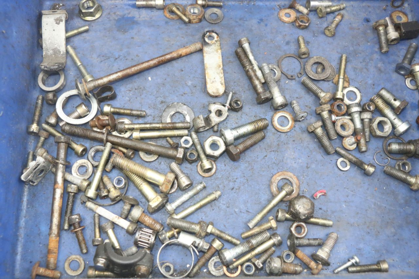 photo de WOREK ŚRUB I ŚRUBEK PEUGEOT XP6 50 (2006 - 2011) - Szczegół części