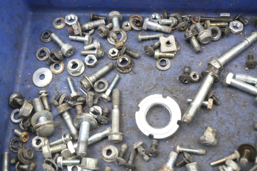 photo de WOREK ŚRUB I WKRĘTÓW HYOSUNG XRX 125 (2000 - 2008) - Szczegół części