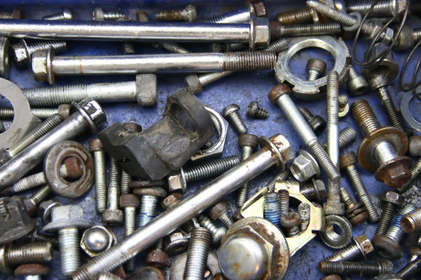 photo de TORBA ZESTAW ŚRUB I WKRĘTÓW YAMAHA XV VIRAGO 750 (1984 - 1998) - Widok ogólny