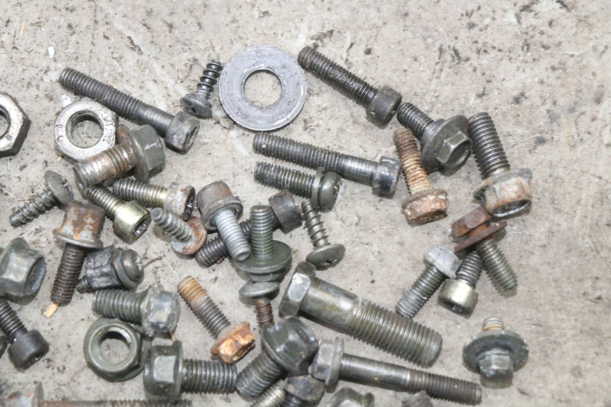 photo de WOREK ŚRUB I WKRĘTÓW YAMAHA BW'S NG NEXT GENERATION 50 (1996 - 2003) - Zoom stanu zużycia