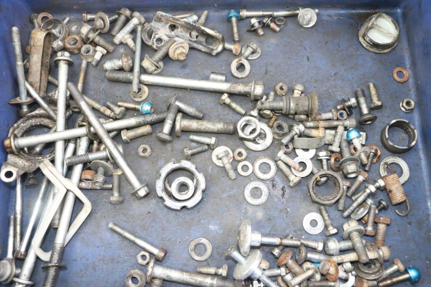 photo de TORBA ZESTAW ŚRUB I WKRĘTÓW YAMAHA YZ-F YZF 250 (2007 - 2013) - Szczegół części