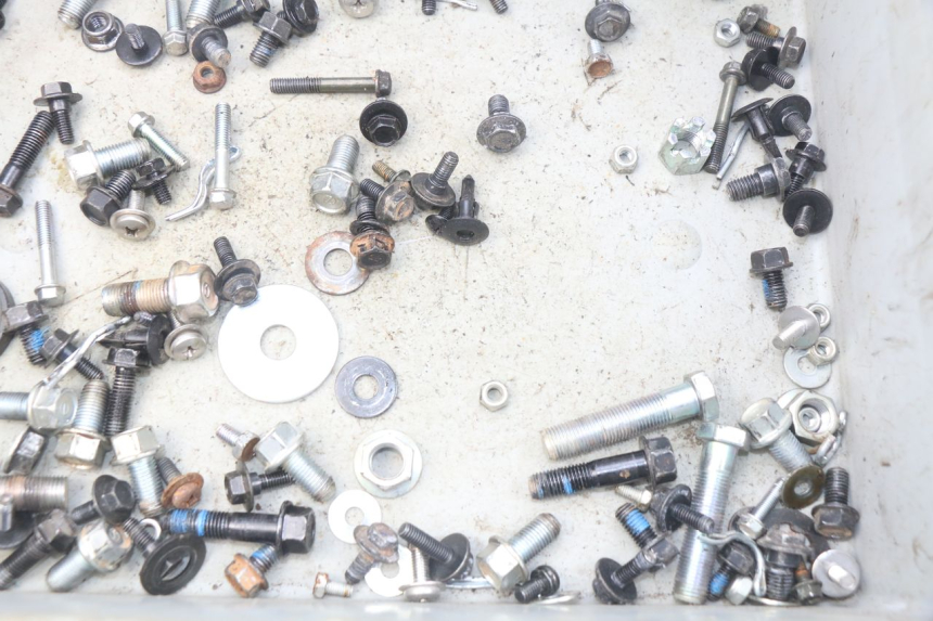 photo de TORBA ZESTAW ŚRUB I WKRĘTÓW YAMAHA YFM R RAPTOR 90 (2017 - 2023) - Szczegół części