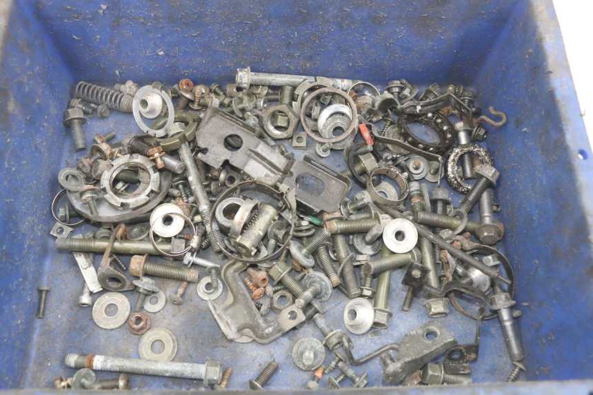 photo de WOREK ŚRUB I WKRĘTÓW YAMAHA YP MAJESTY 400 (2004 - 2008) - Szczegół części