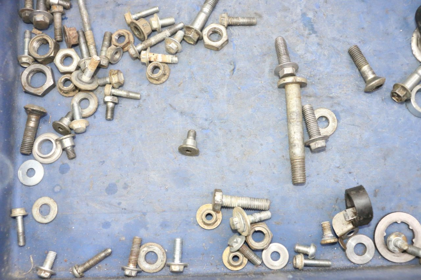 photo de WOREK ŚRUB I WKRĘTÓW YAMAHA YZ-F YZF 250 (2014 - 2018) - Zoom stanu zużycia