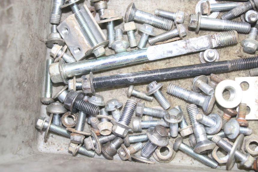 photo de WOREK ŚRUB I ŚRUBEK YAMAHA YZ 85 (2022 - 2025) - Inny kąt widzenia