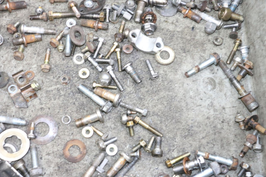 photo de WOREK ŚRUB I WKRĘTÓW KYMCO ZING 125 (1997 - 2003) - Szczegół części