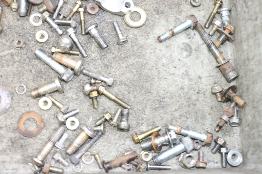 photo de WOREK ŚRUB I WKRĘTÓW KYMCO ZING 125 (1997 - 2003) - Zbliżenie techniczne