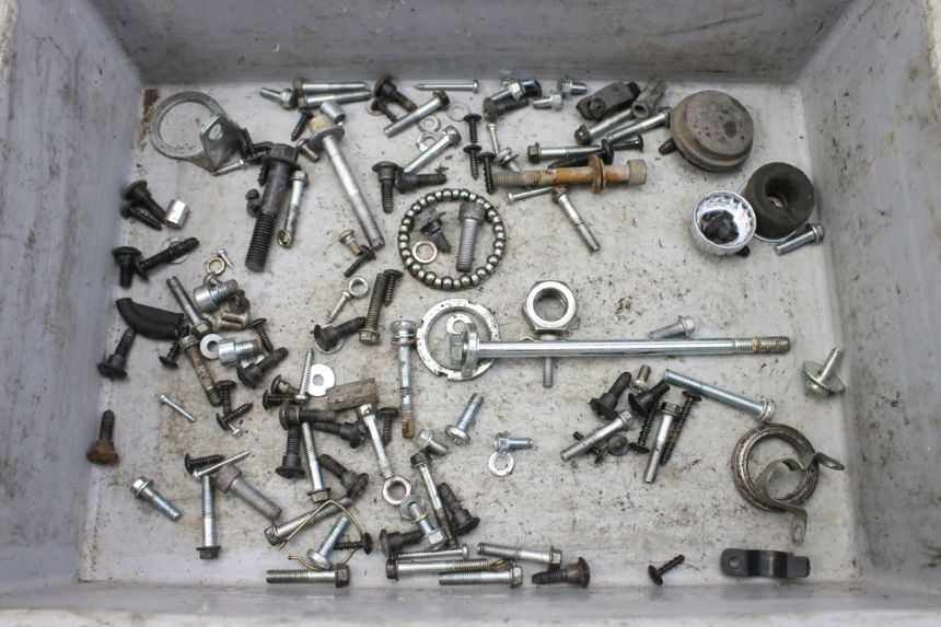 photo de WOREK ŚRUB I WKRĘTÓW PIAGGIO ZIP 4T 50 (2018 - 2020) - Widok główny