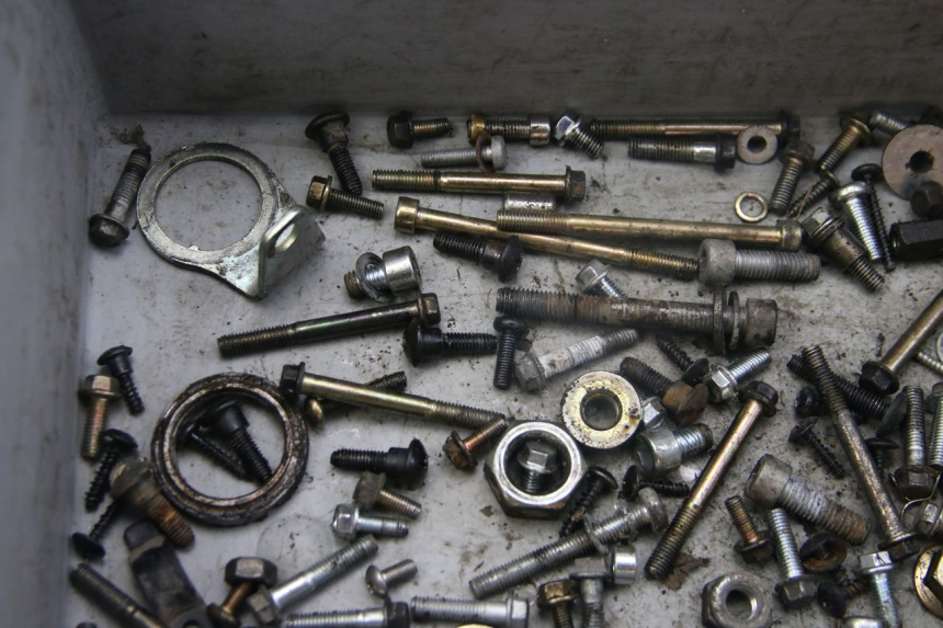 photo de WOREK ŚRUB I WKRĘTÓW PIAGGIO ZIP 4T 50 (2018 - 2020) - Punkty mocowania