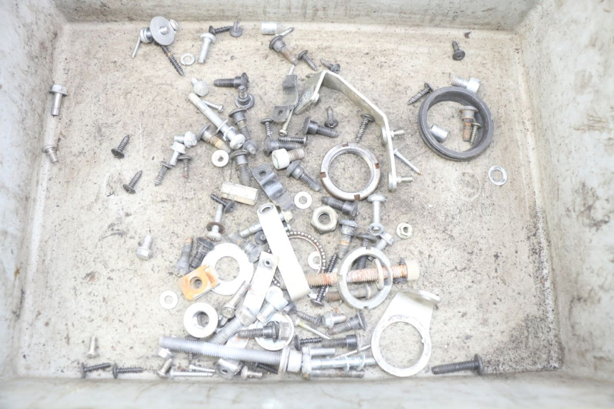 photo de WOREK ŚRUB I WKRĘTÓW PIAGGIO ZIP 4T 50 (2018 - 2020) - Widok główny