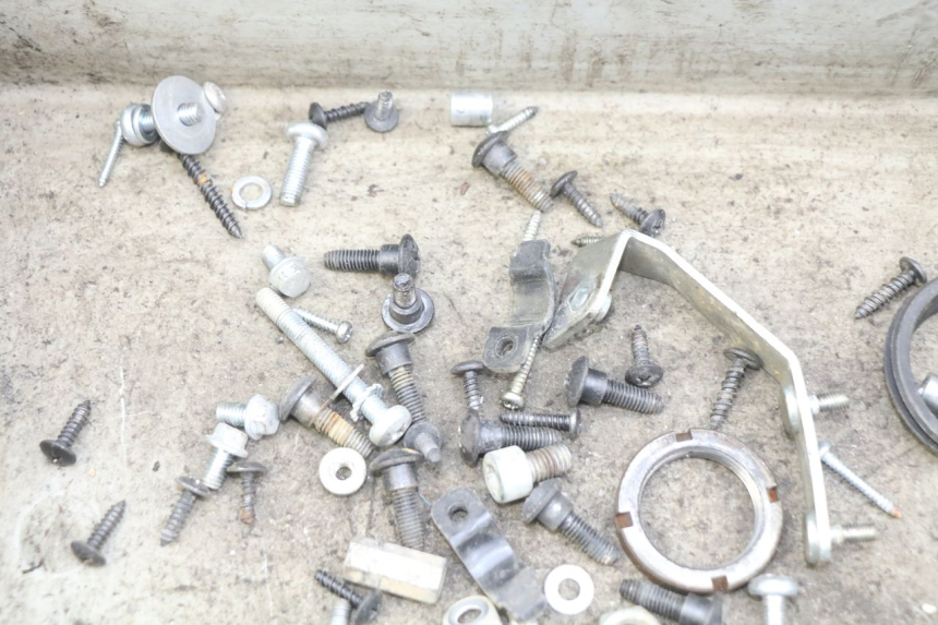 photo de WOREK ŚRUB I WKRĘTÓW PIAGGIO ZIP 4T 50 (2018 - 2020) - Zoom stanu zużycia