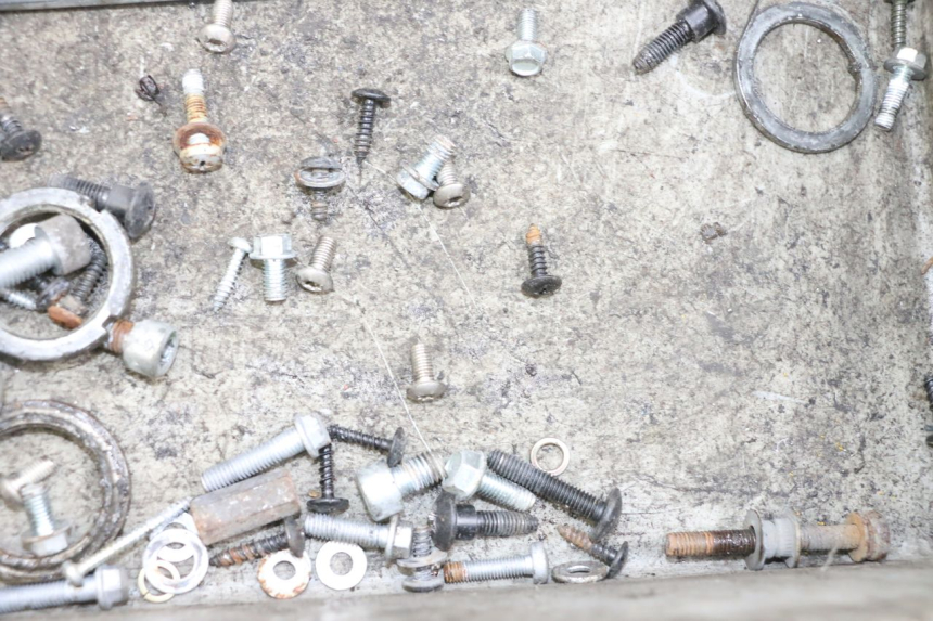 photo de WOREK ŚRUB I WKRĘTÓW PIAGGIO ZIP 4T 50 (2018 - 2020) - Zoom stanu zużycia