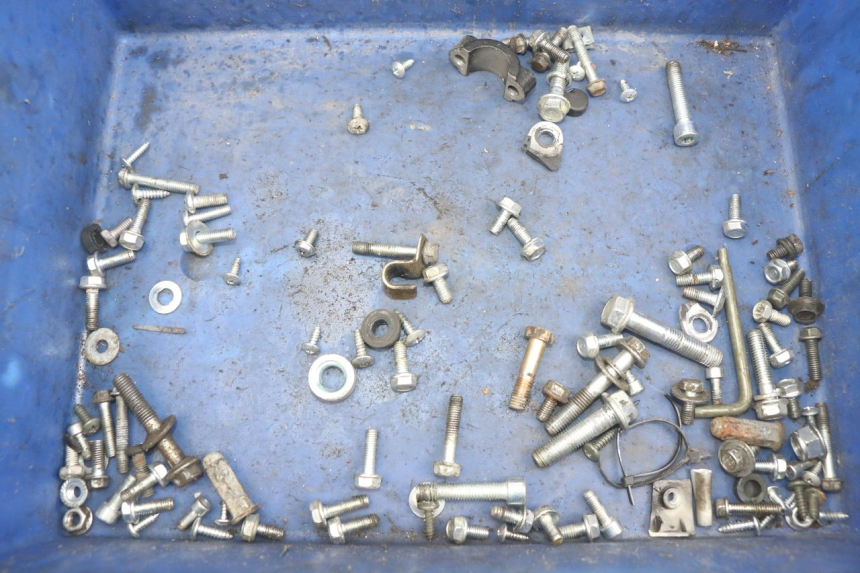 photo de WOREK ŚRUB I WKRĘTÓW UNIVERSAL BIKE ZN50QT-11B 50 (2018 - 2021) - Widok główny