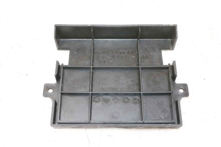 photo de PASEK AKUMULATORA KYMCO GRAND DINK 125 (2008 - 2014) - Inny kąt widzenia