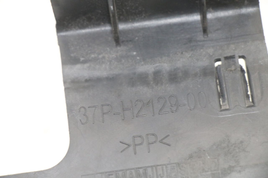 photo de PASEK AKUMULATORA YAMAHA X-MAX XMAX ABS 250 (2010 - 2014) - Zbliżenie techniczne