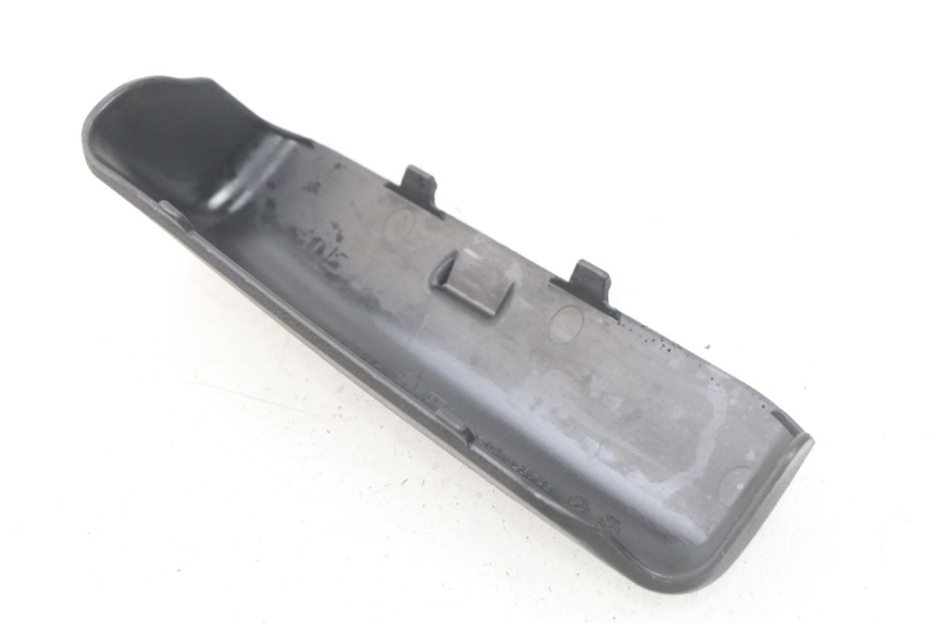 photo de PASEK DO ZESTAWU NARZĘDZIOWEGO PIAGGIO MP3 125 (2006 - 2014) - Szczegół części