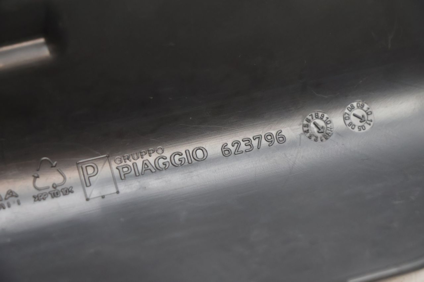 photo de PASEK DO ZESTAWU NARZĘDZIOWEGO PIAGGIO MP3 500 (2011 - 2015) - Widok ogólny