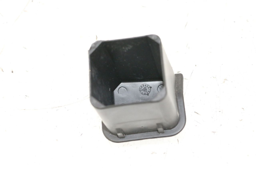 photo de PASEK DO ZESTAWU NARZĘDZIOWEGO PIAGGIO VESPA GTS SUPER IE 125 (2009 - 2016) - Zoom stanu zużycia